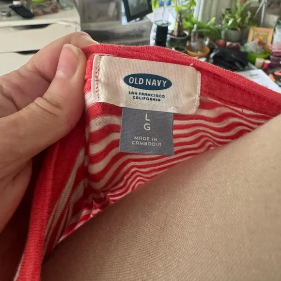 OLD NAVY Coral Red Striped Sleeveless Top L Cotton Tank Top Preppy Summer VGUC - Picture 4 of 4